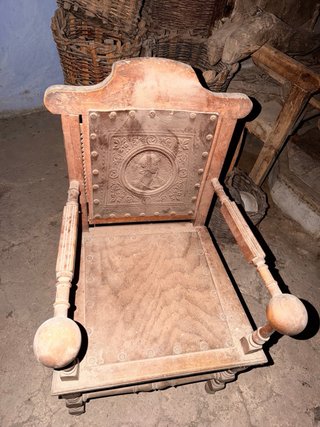 Sillón Frailero Antiguo Madera y Cuero