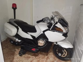 Moto Policía Eléctrica Infantil (2 uds)