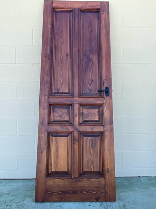 Puerta madera maciza