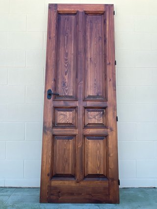 Puerta madera maciza