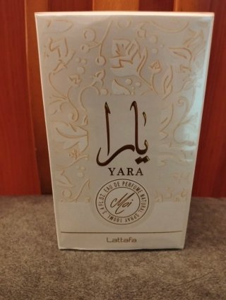 Perfume Yara Lattafa Eau de Parfum 100ml