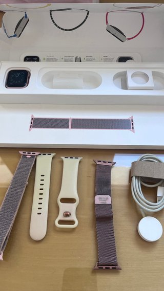 Apple Watch Series 4 40mm Rosa Arena
