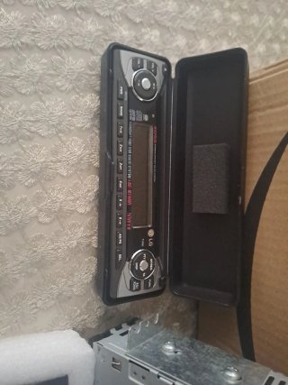 LG CD MP3 Car Stereo Receiver