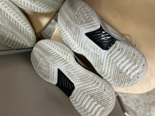 Zapatillas Baloncesto Tarmak Blancas y Negras