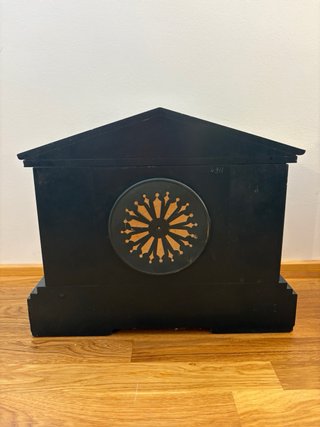 Reloj de sobremesa francés antiguo