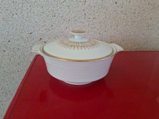 Sopera Winterling porcelana dorada
