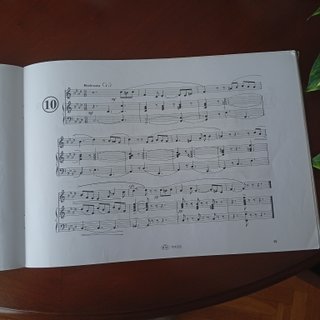 Lecciones de entonación [Música impresa]