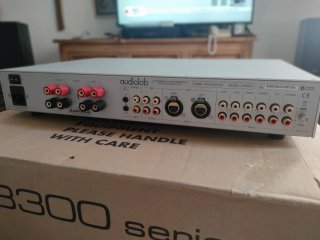 Amplificador Hifi Audiolab 8300A Plata
