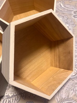 Conjunto de 3 estantes hexagonales de madera