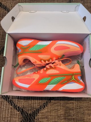 Zapatillas Jordan Talla 43 Naranja y Verde
