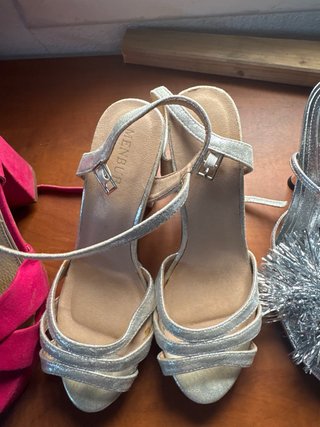 Pack Zapatos Fiesta Menbur los plata sin estrenar