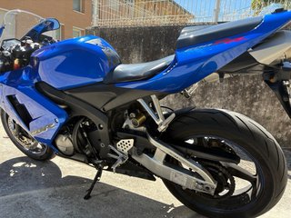 Honda CBR 600 RR Azul