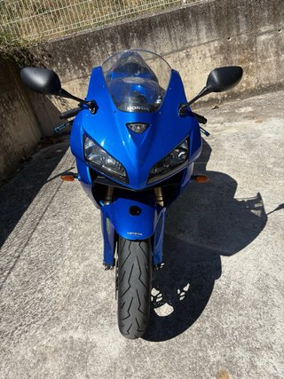 Honda CBR 600 RR Azul