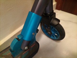 Patinete plegable unisex azul y negro