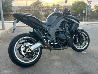 Kawasaki Z1000 Negra Mate 39.900km