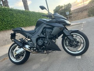 Kawasaki Z1000 Negra Mate 39.900km