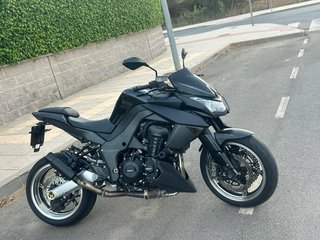 Kawasaki Z1000 Negra Mate 39.900km