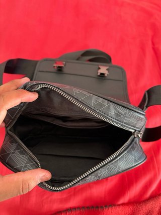 Bolso bandolera Lacoste negro
