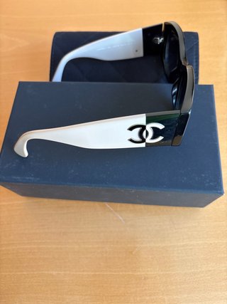 Gafas de sol Chanel mujer negras