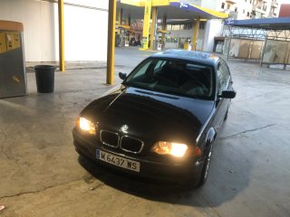 BMW 318I SPORT ✅