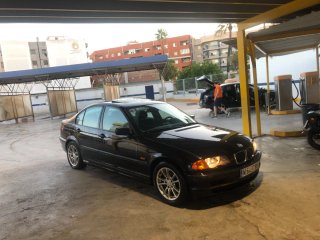 BMW 318I SPORT ✅