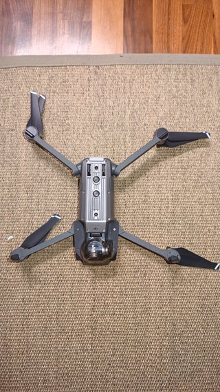 DJI Mavic Pro + Goggles FPV + 4 Baterías
