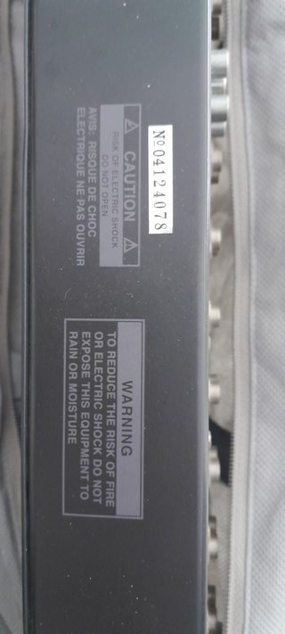 Mesa de mezclas Fonestar SM-3221 para piezas
