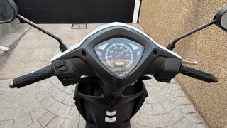 Suzuki Address 110 Blanca