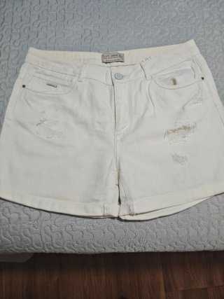 Pantalón corto vaquero blanco Zara T.38
