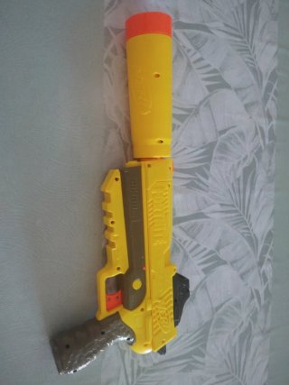 Pistola Nerf Amarilla Colaboración Con Fornite