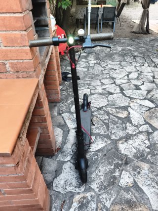 Patinete Eléctrico Negro