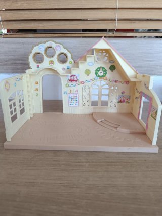 Casa Sylvanian Families con figuras perros