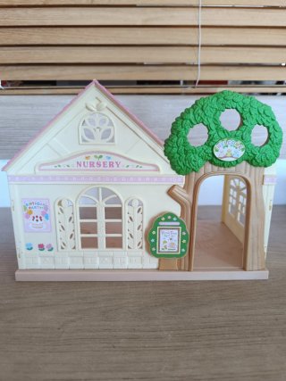 Casa Sylvanian Families con figuras perros