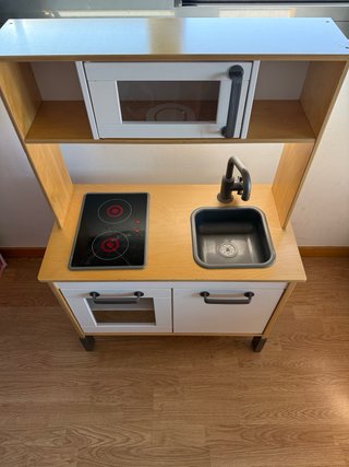 Cocinita infantil de madera IKEA