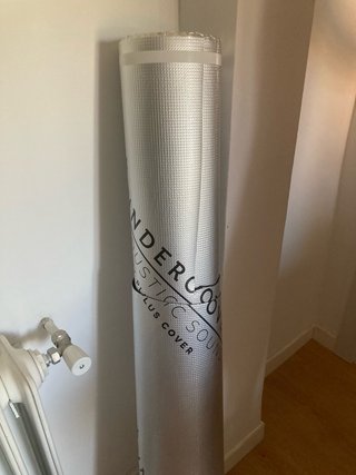 Base aislante para suelo laminado