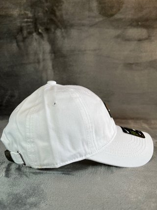 Gorra Nike Classic99 Flex Blanca Con etiqueta