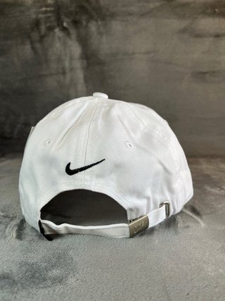 Gorra Nike Classic99 Flex Blanca Con etiqueta
