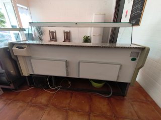 Nevera Vitrina expositora refrigerada 2 puertas.
