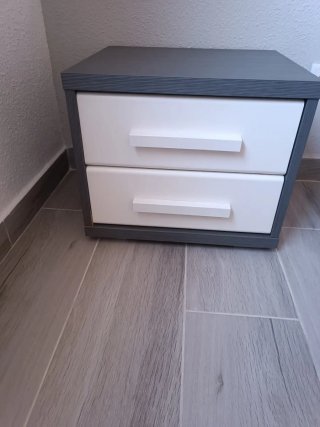 Cama 140cm con mesita de noche
