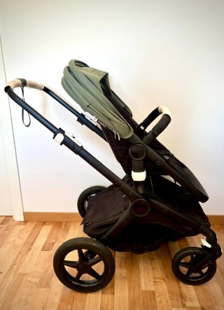 Bugaboo Fox 2: Silla + Capazo + 2 Capotas