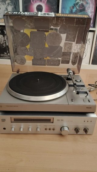 Tocadiscos Philips + Amplificador