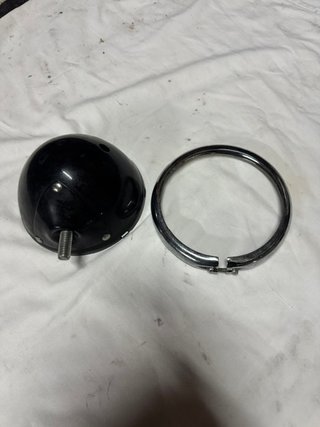Harley Davidson . Carcasa faro 5 3/4  14,60cm.