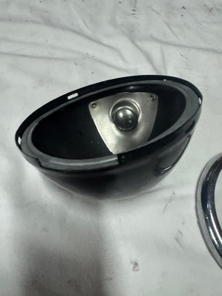 Harley Davidson . Carcasa faro 5 3/4  14,60cm.