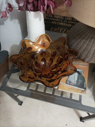 Centro de mesa de cristal ámbar