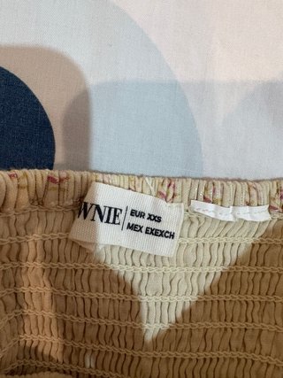 Falda pantalón amarilla volantes