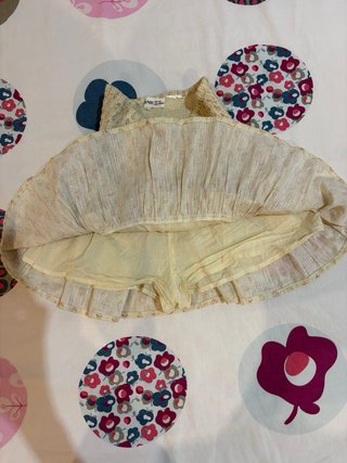 Falda pantalón amarilla volantes