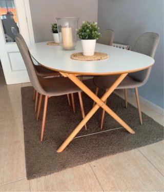 Mesa IKEA Dalshult madera y metal