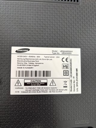 Televisor Samsung pequeño