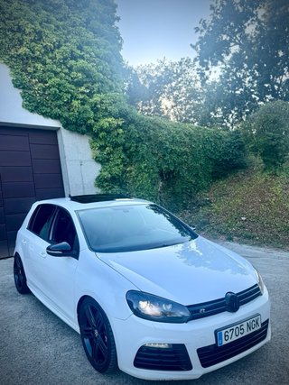Volkswagen Golf R r20 baquets full