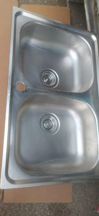 Fregadero de cocina doble de metal